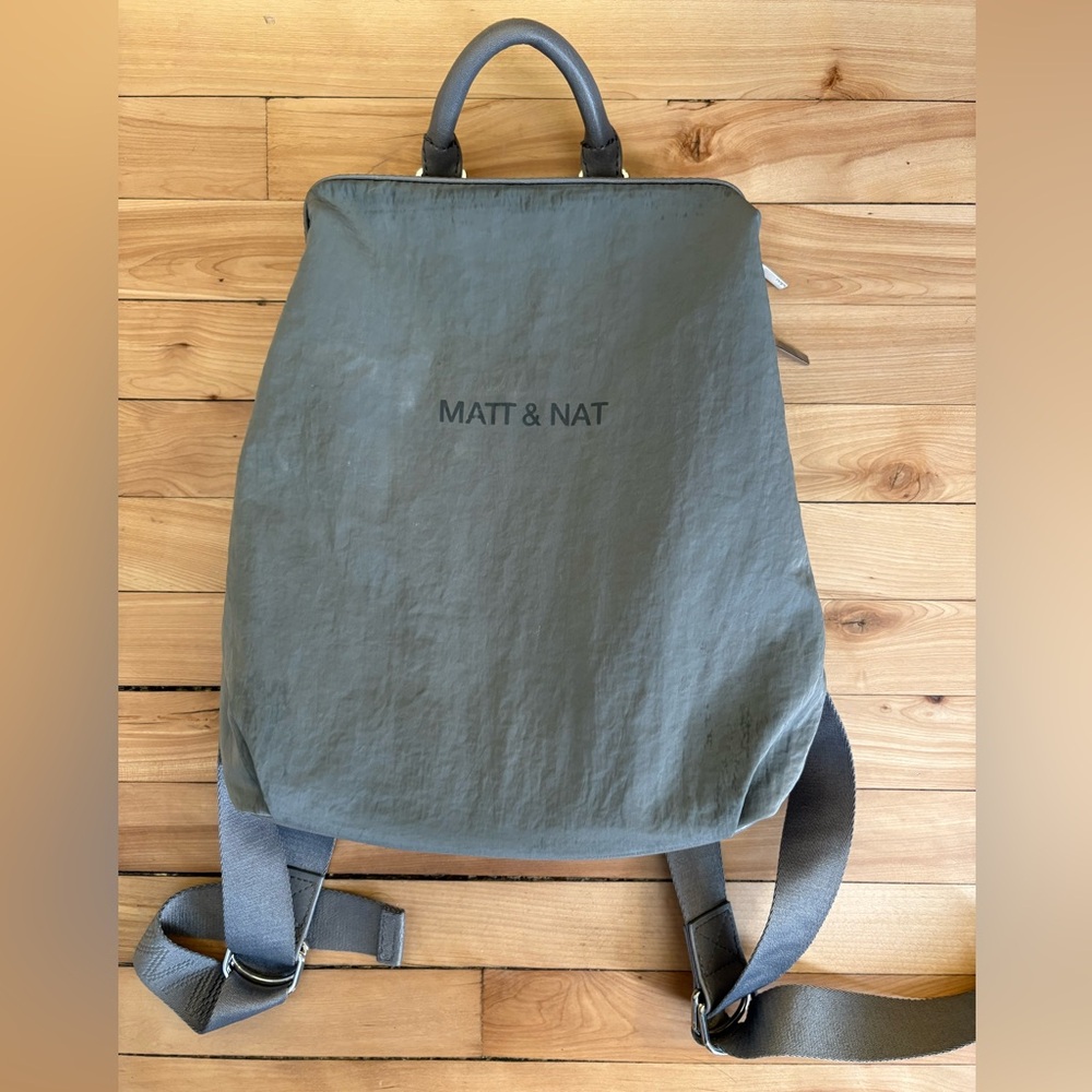 Matt & Nat Gray unisex Backpack